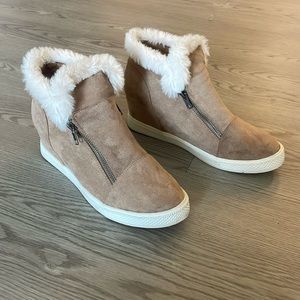 Women’s Suede Booties
